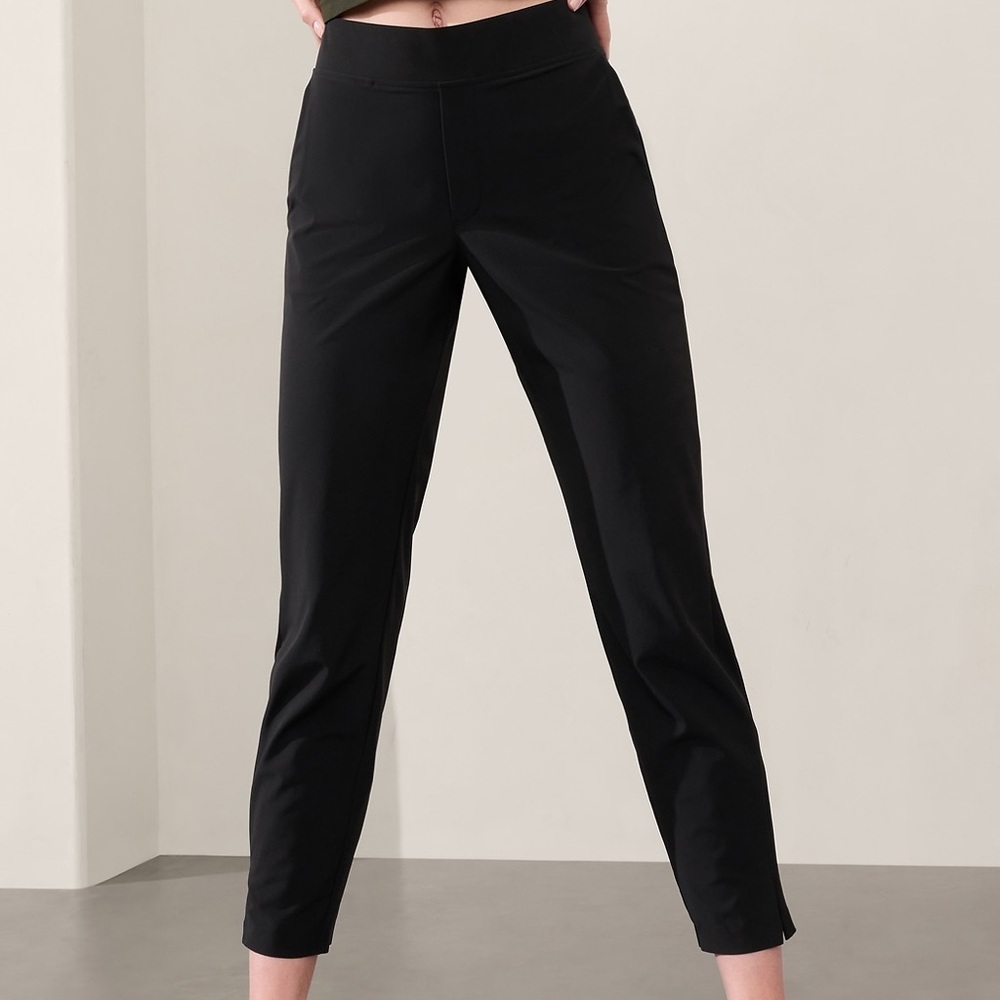 Athleta | BROOKLYN MID RISE ANKLE PANT | Size 8